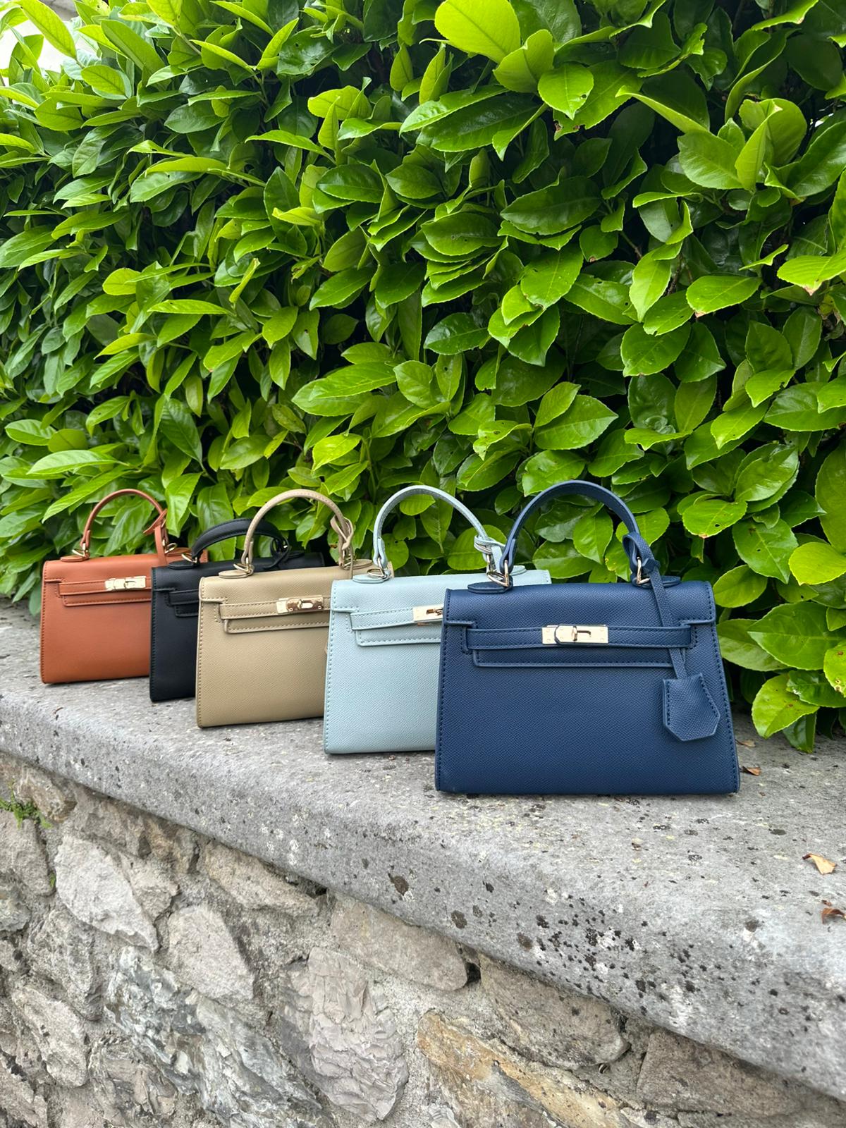 Borsa Trendy Piccola in Ecopelle – Eleganza e Praticità